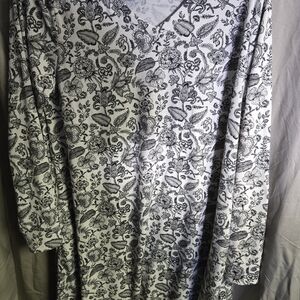 LuLaRoe Black and White Floral Long Sleeve Dress
